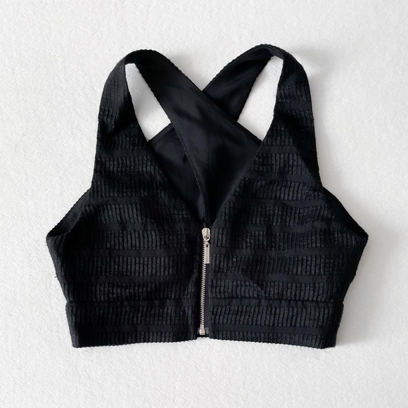 MARCIANO Cross-front Crop Top - Picture 6 of 11